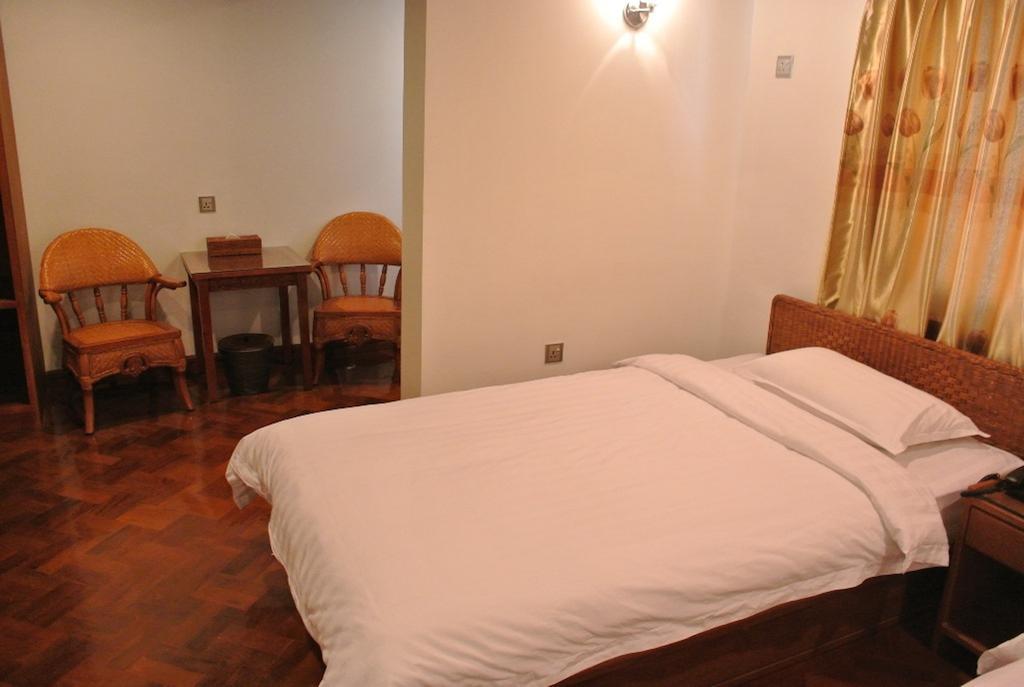 Hotel Wardan Rangun Zewnętrze zdjęcie