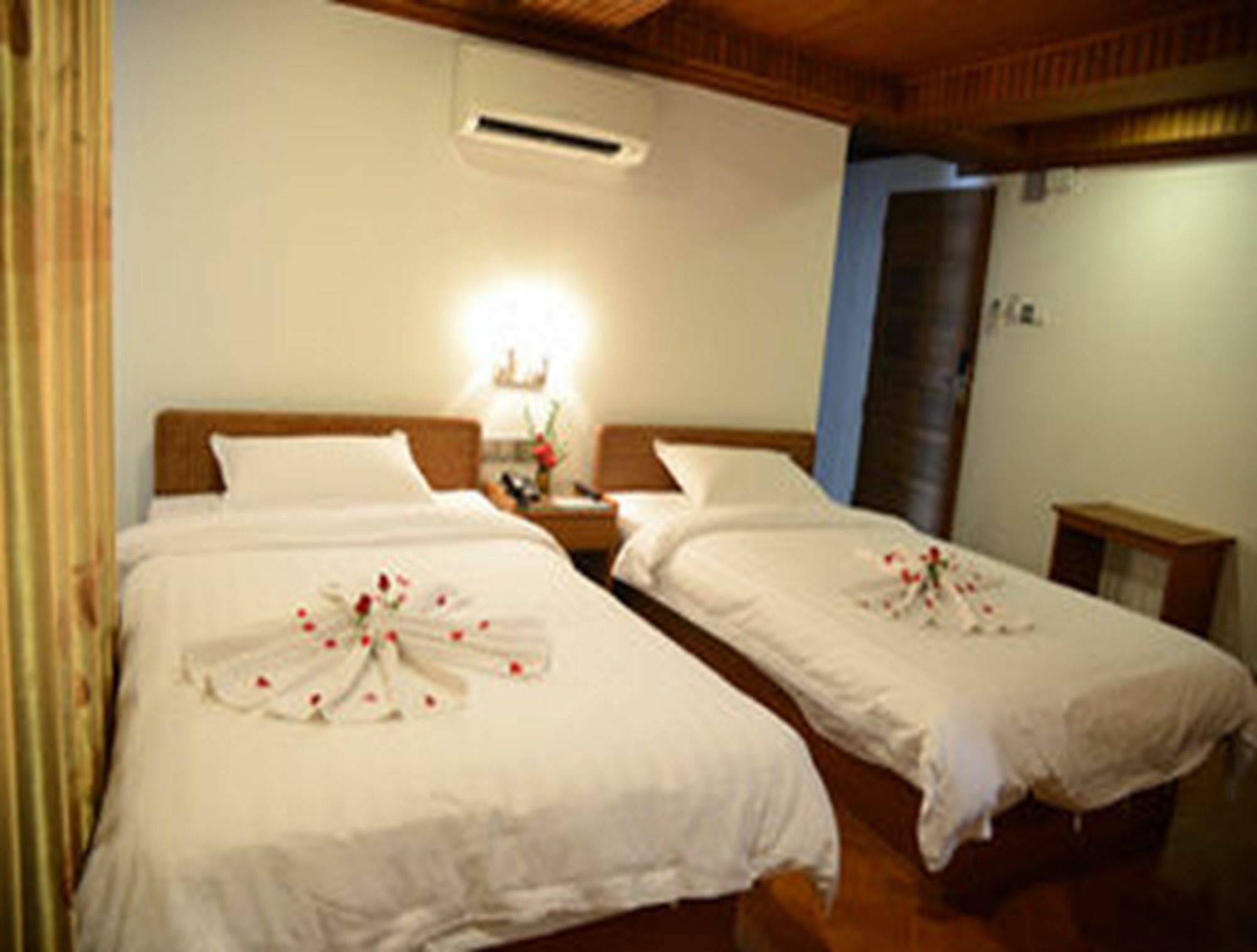Hotel Wardan Rangun Zewnętrze zdjęcie